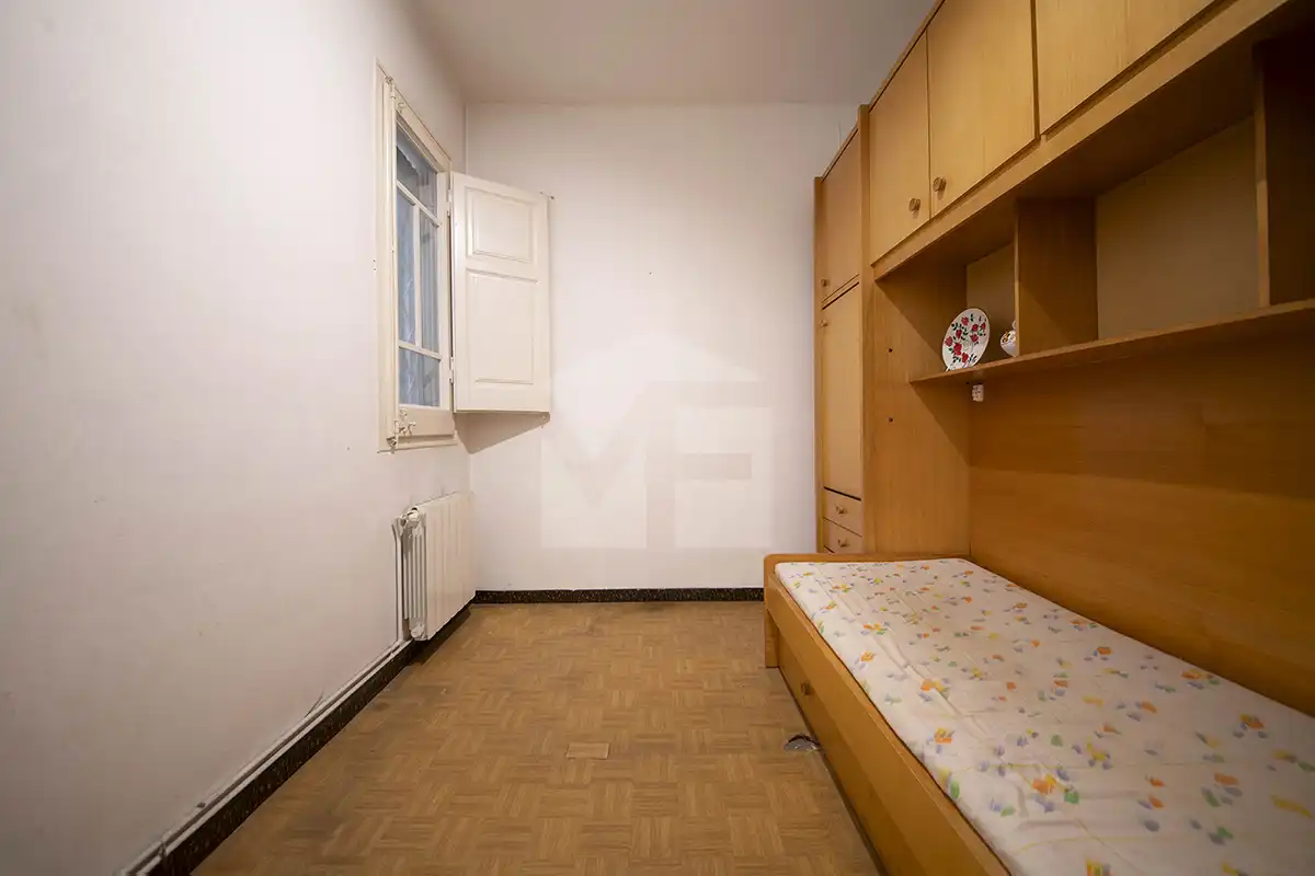 Bedroom of Flat for sale in Barcelona  with Heating and Balcony
