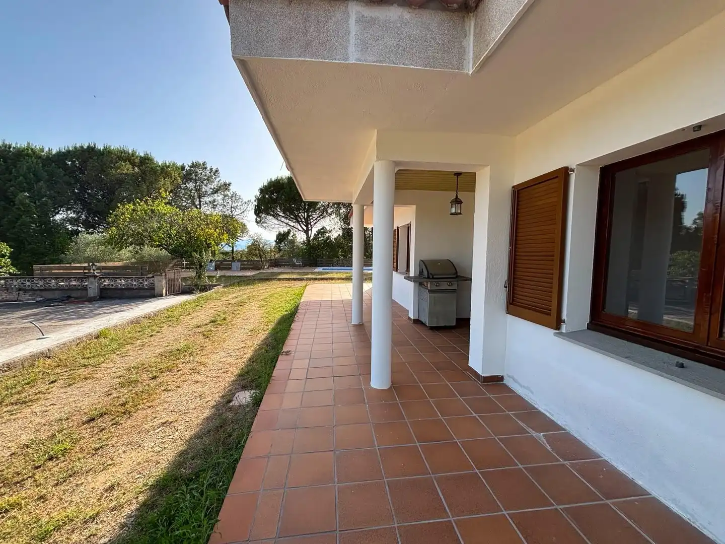 Terrassa de Casa o xalet en venda en Llambilles amb Calefacció, Jardí privat i Piscina