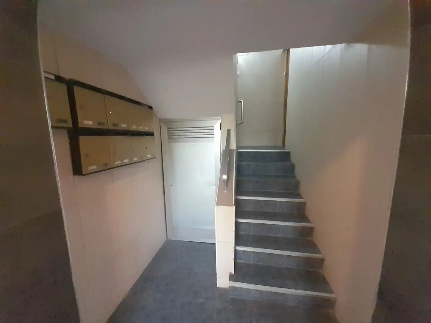 Piso con balcón en venta en Calle de Tomelloso, imagen 26