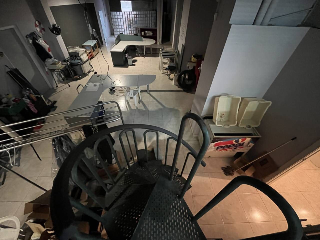 Premises to rent in Badalona  with Air Conditioner and Alarm