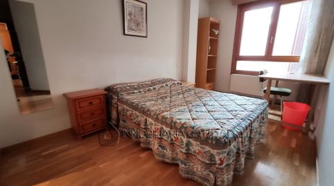 Foto 4 de Piso de alquiler en Universidad - Las Huelgas, Burgos Capital
