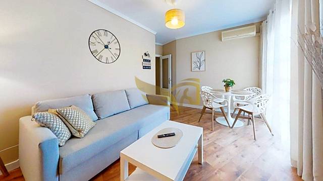 Piso en Venta en Plaza del Ángel en Cortes - Huertas