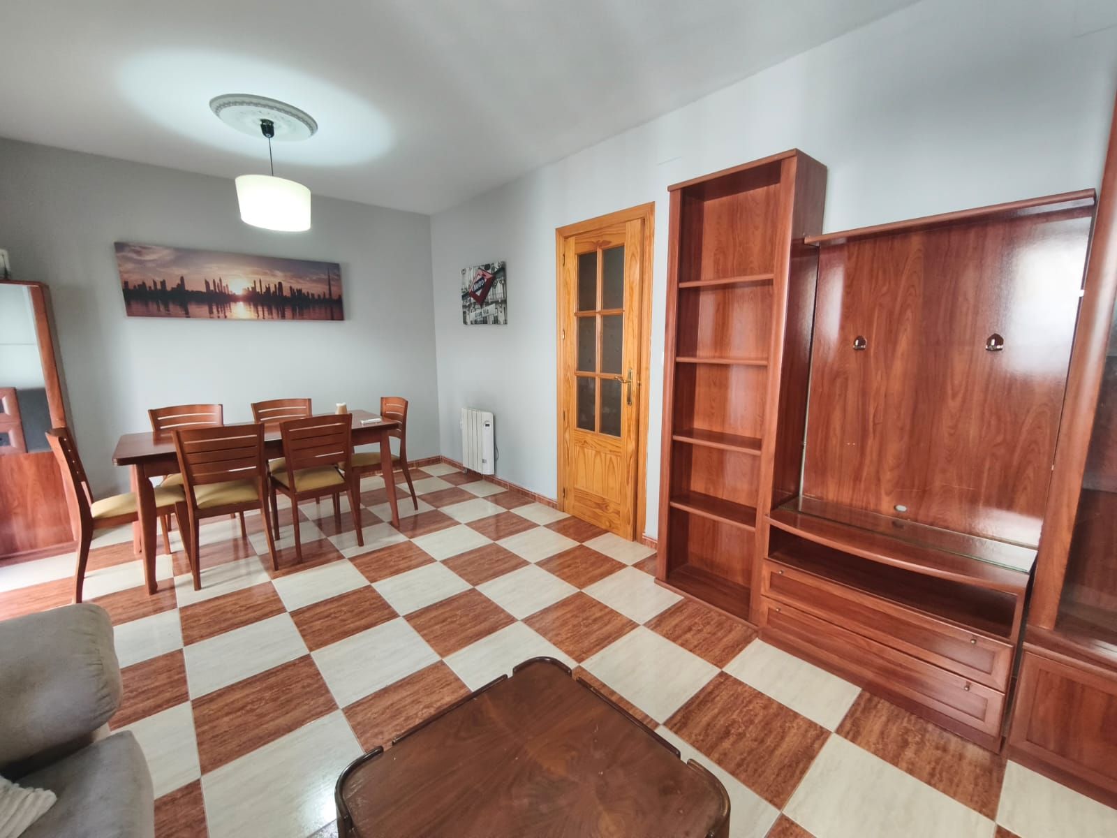 Dormitori de Casa adosada de lloguer en Las Gabias amb Aire condicionat, Traster i Moblat