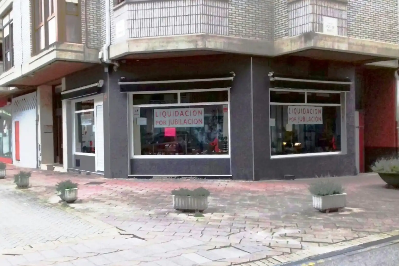 Local comercial de lloguer a Los Corrales de Buelna - C/ Campoo