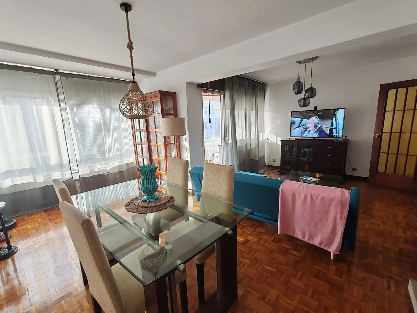 Sala de estar de Edificio en venta en Boiro