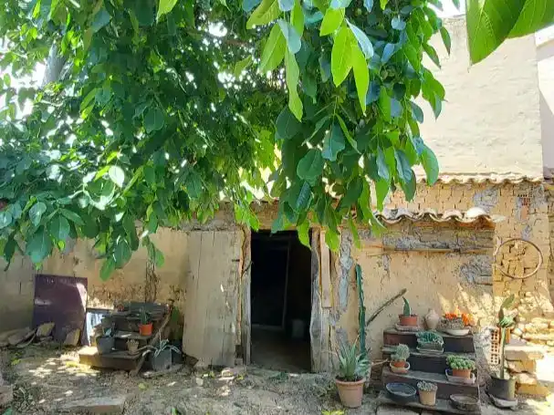 Casa o xalet en venda en Pueblica de Valverde amb Balcó