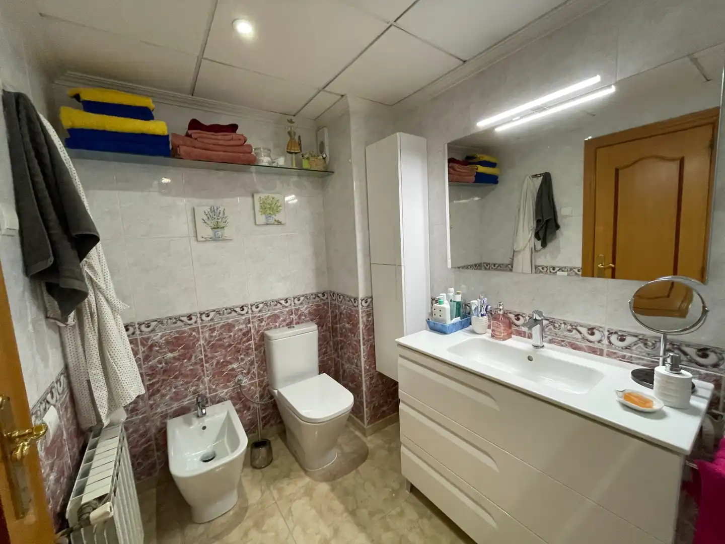 Badezimmer von Wohnung zum Verkauf in Cambrils mit Klimaanlage, Heizung und Ofen