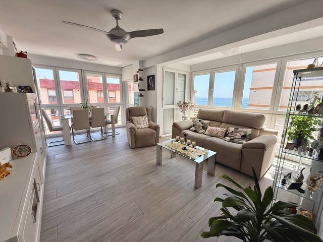Piso en Venta en Calle el Copo, 32 en Poniente - Faro