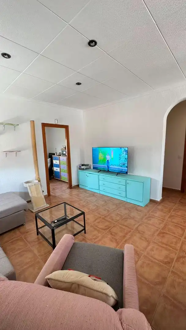 Sala d'estar de Casa adosada en venda en Torrevieja amb Aire condicionat, Calefacció i Terrassa