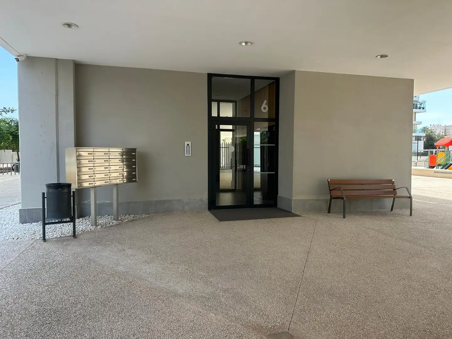 Apartamento de alquiler en Alicante / Alacant con Aire acondicionado, Amueblado y Horno