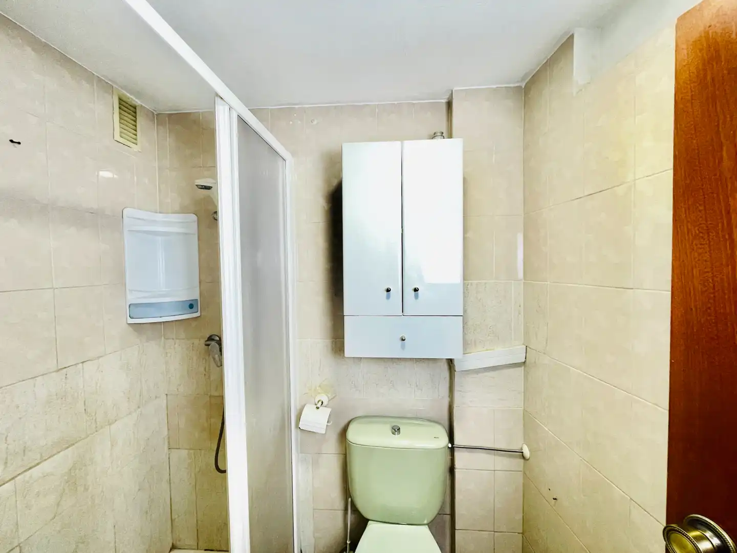 Baño de Piso en venta en Zaragoza con Aire acondicionado, Calefacción y Amueblado