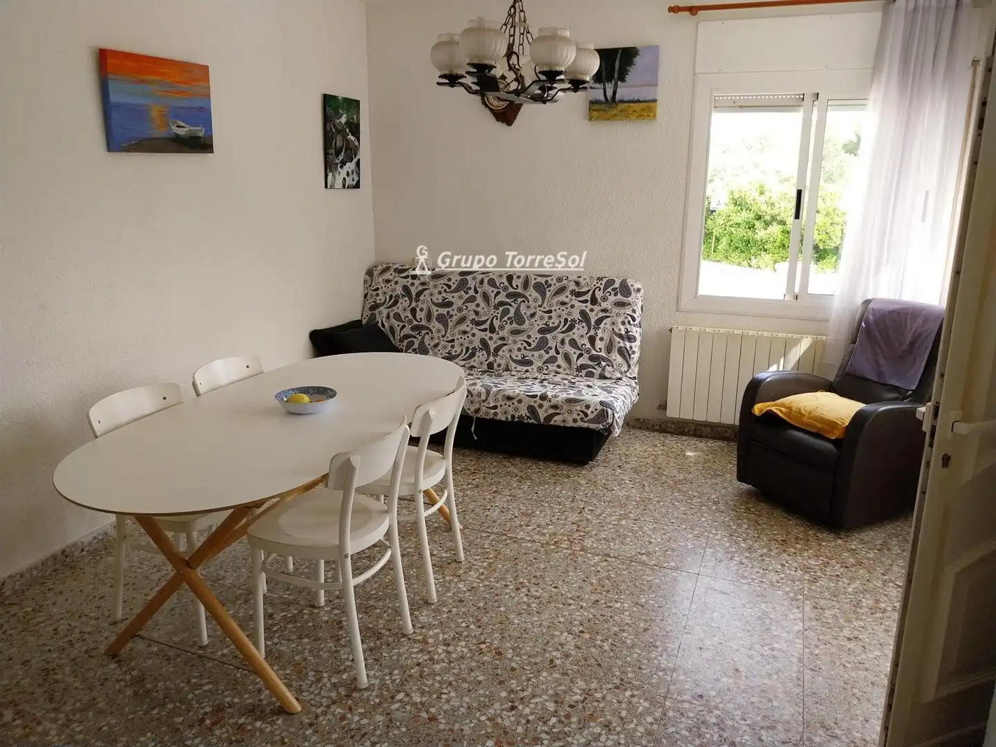 Casa adosada en venda a ENRIC MORERA, La Franquesa - Oasis Park