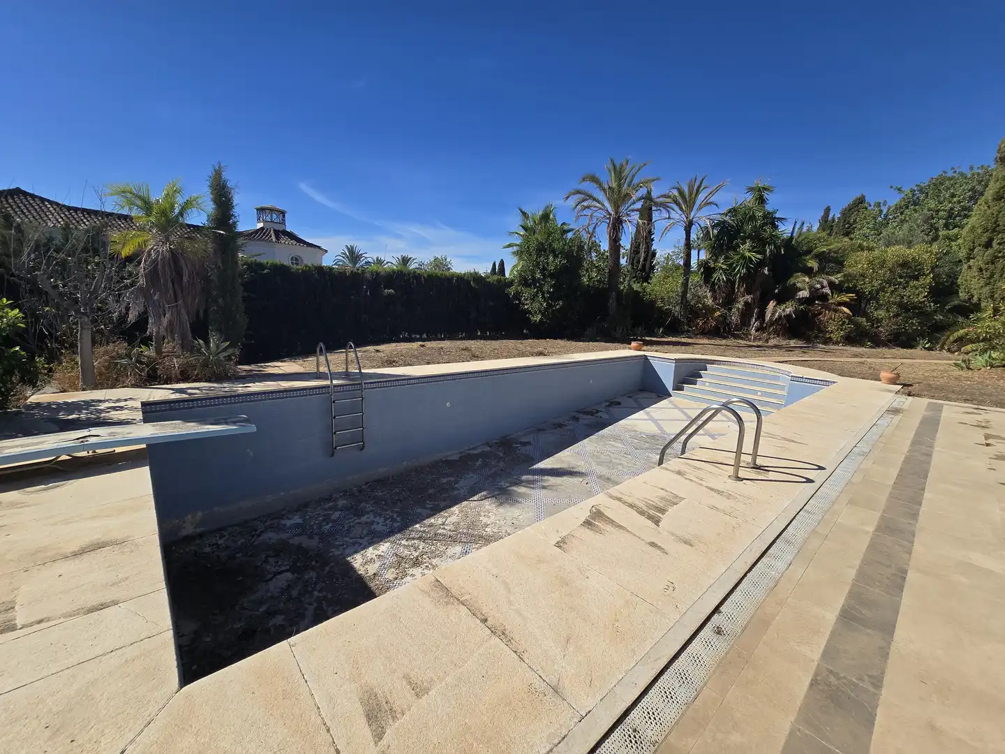 Piscina de Casa o xalet en venda en Marbella amb Calefacció, Jardí privat i Terrassa