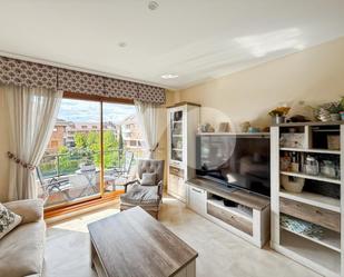 Living room of Flat for sale in Boadilla del Monte  with Air Conditioner, Heating and Private garden