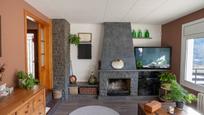 Sala d'estar de Casa o xalet en venda en Aiguafreda amb Calefacció, Jardí privat i Parquet