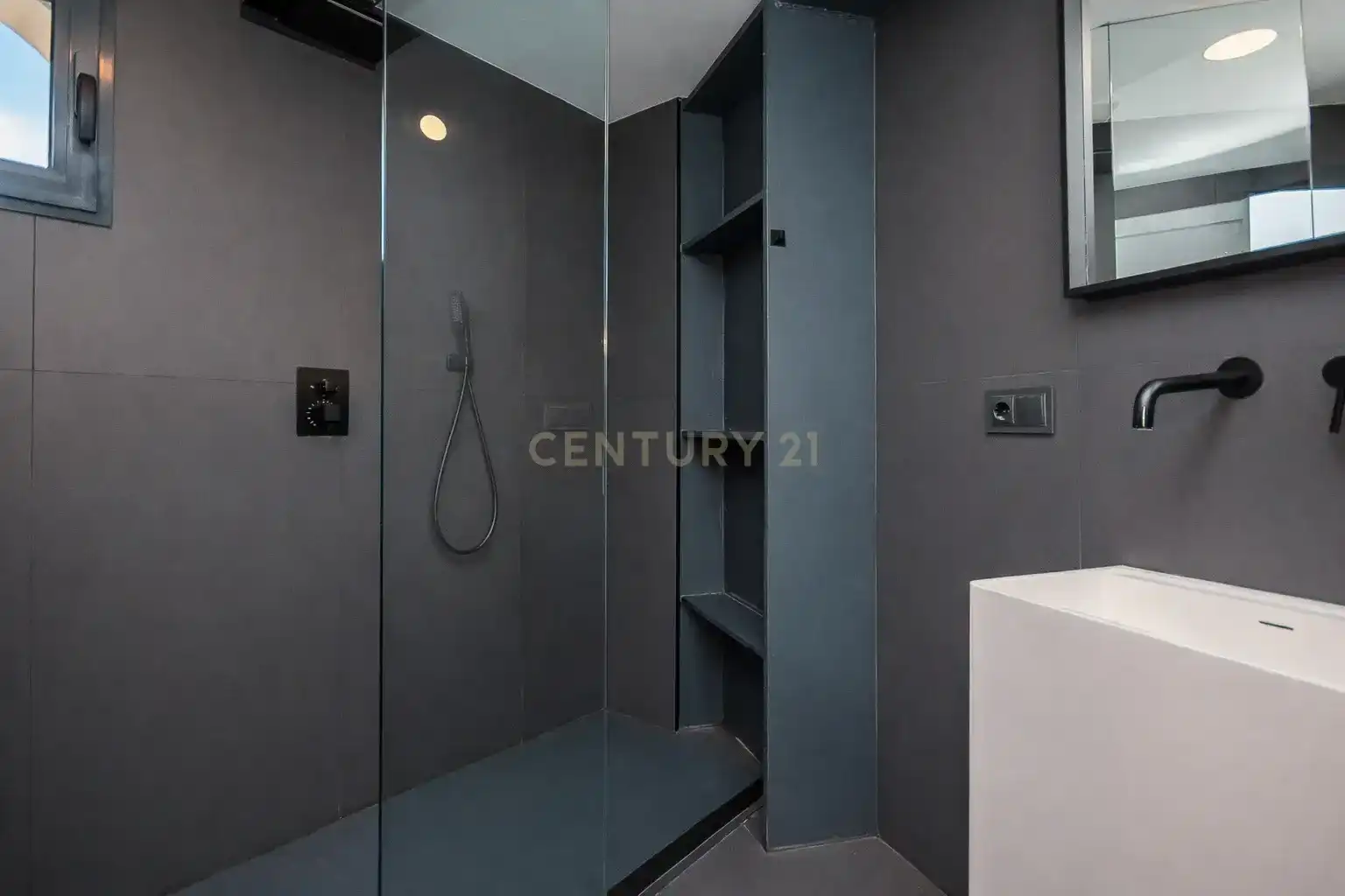 Piso en venta en Carrer Sol Naixent, 18b, Alicante, Spain, -1, Albufereta