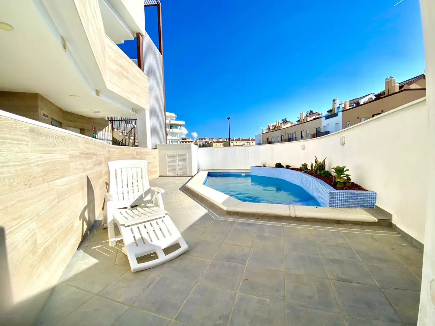Piso con piscina en venta en Urbanización Residencial Albacerrado, imagen 2