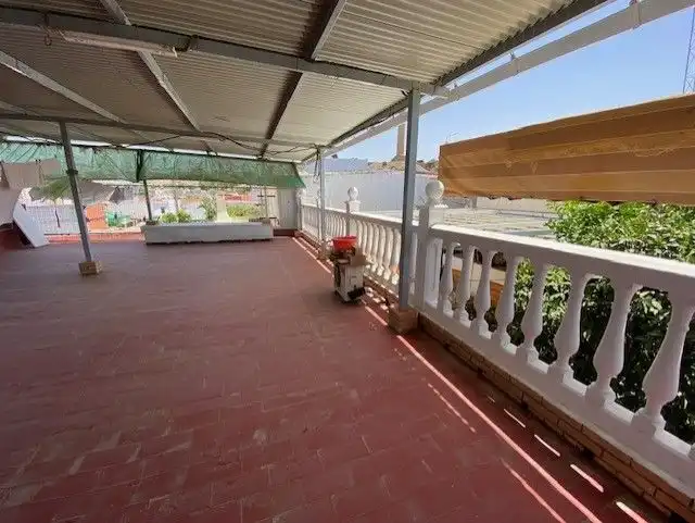 House with garden for sale in Villanueva del Río y Minas, imagen 6