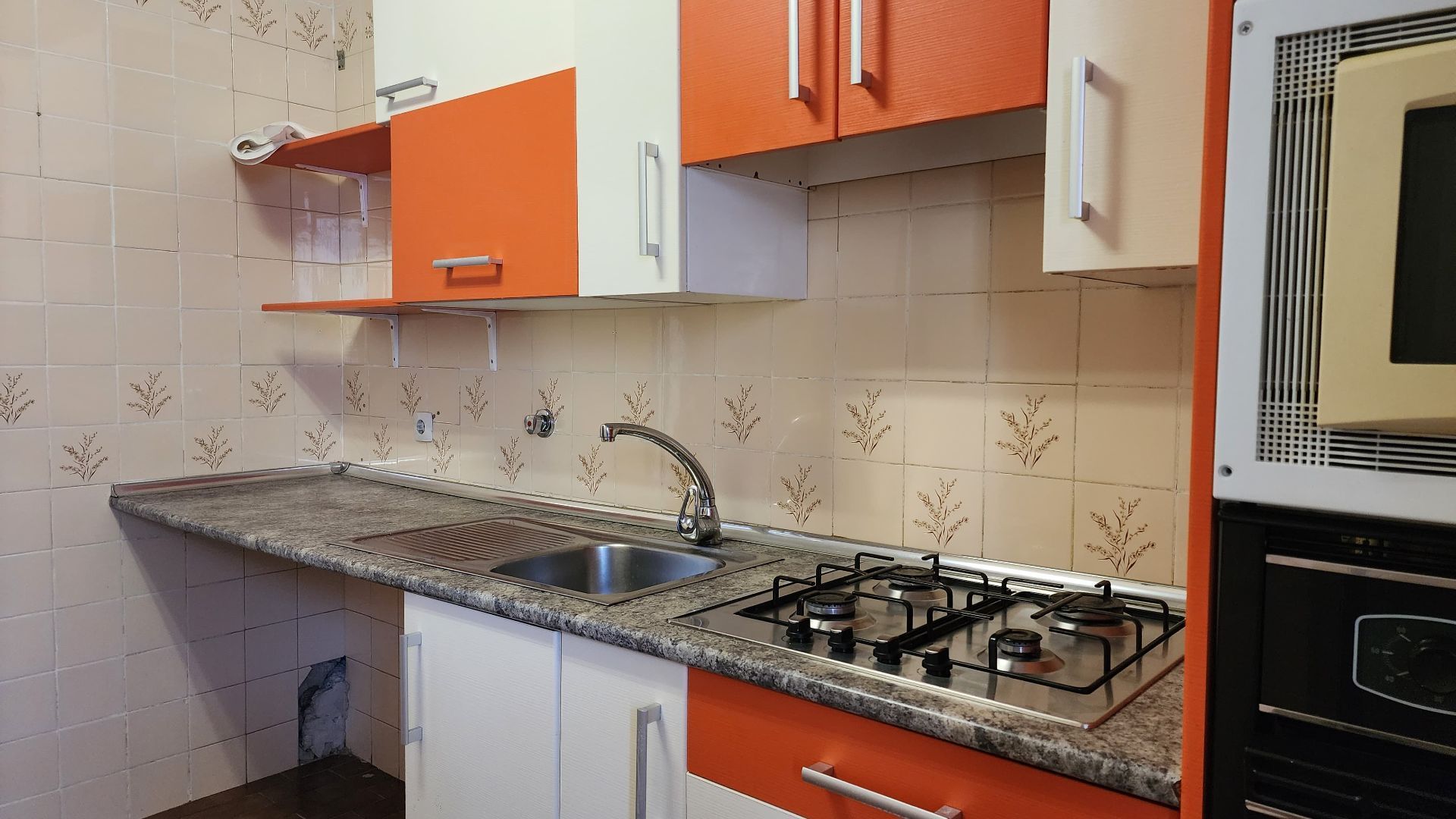 Kitchen of Flat for sale in Valdemoro  with Air Conditioner, Heating and Terrace