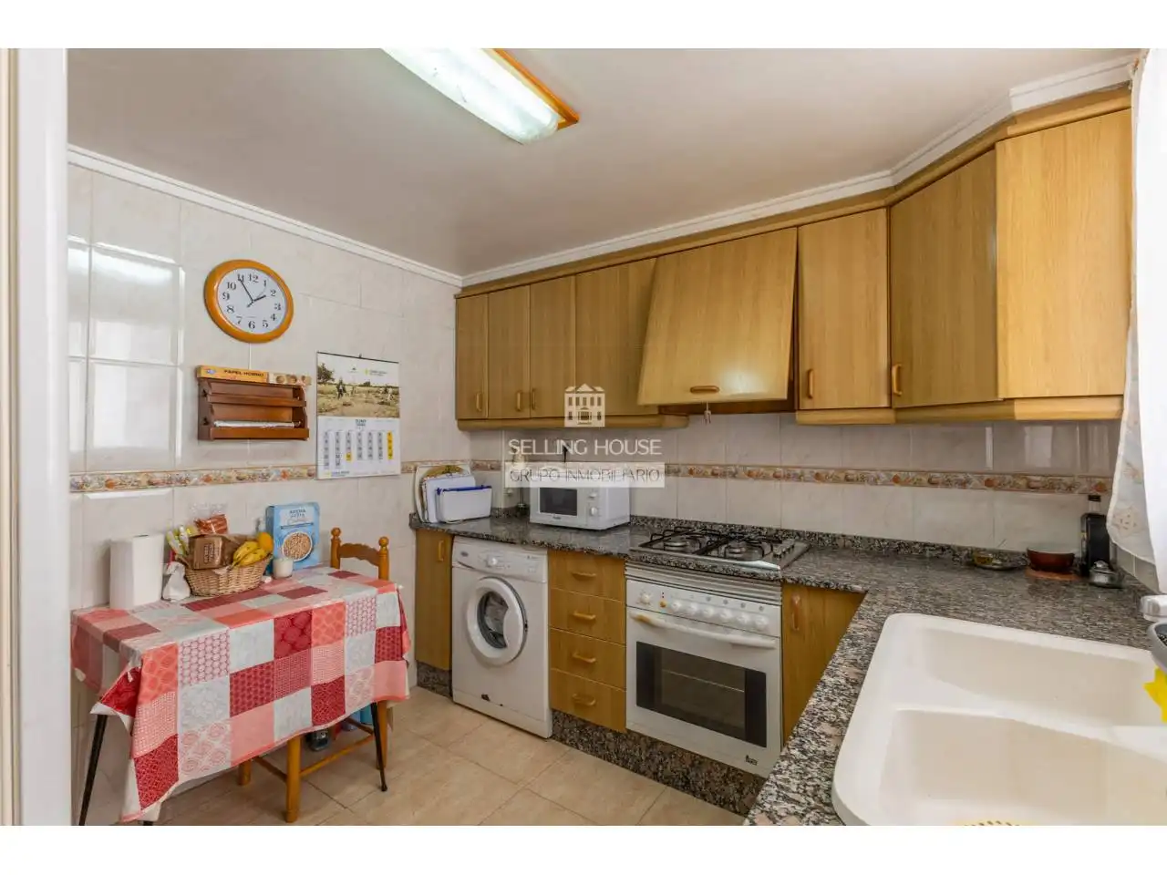 Cocina de Piso en venta en Mislata con Amueblado y Balcón