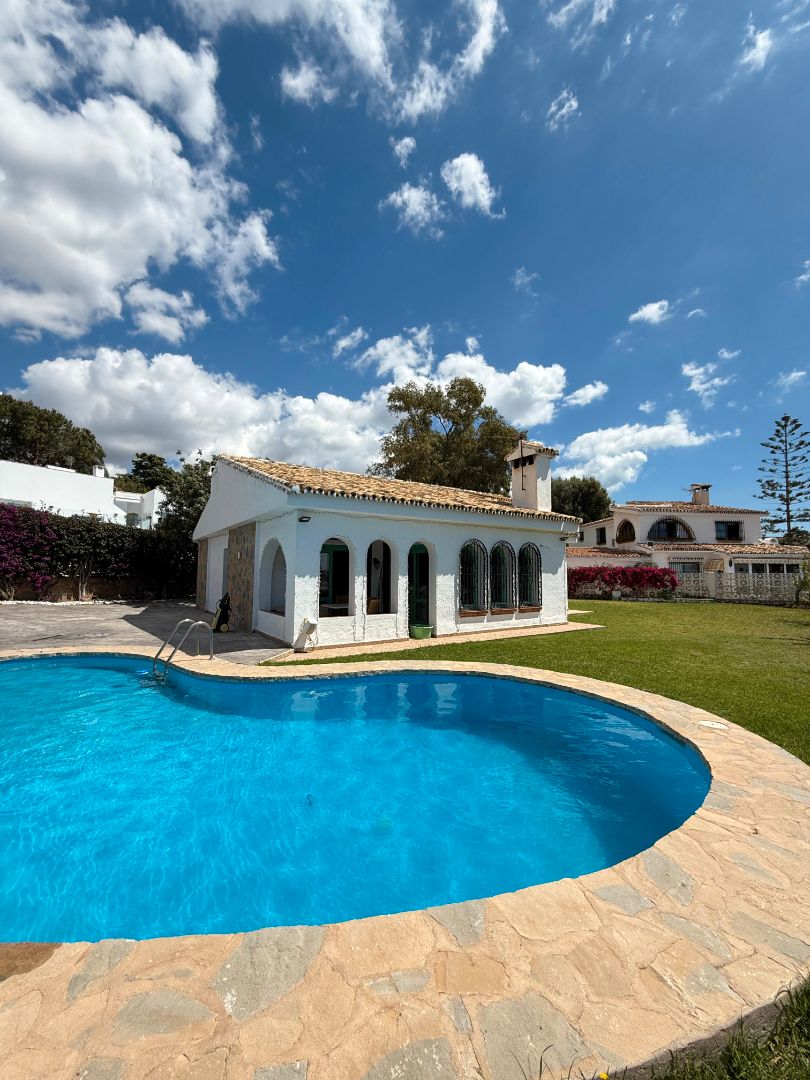 Jardí de Casa o xalet en venda en Benalmádena amb Jardí privat, Terrassa i Piscina