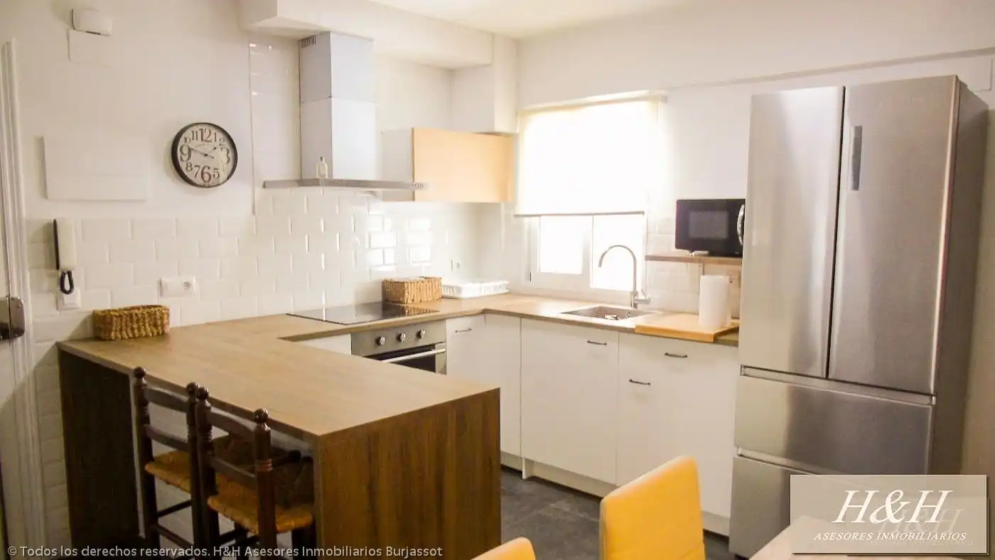 Cocina de Piso para compartir en Burjassot con Aire acondicionado, Amueblado y Balcón