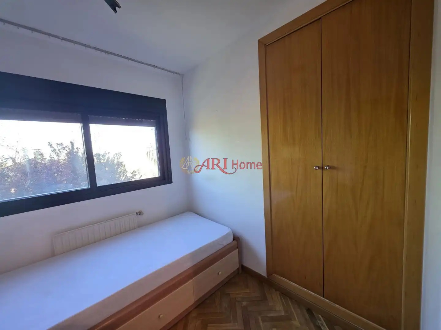 Bedroom of Flat for sale in Fuenlabrada  with Air Conditioner, Heating and Swimming Pool