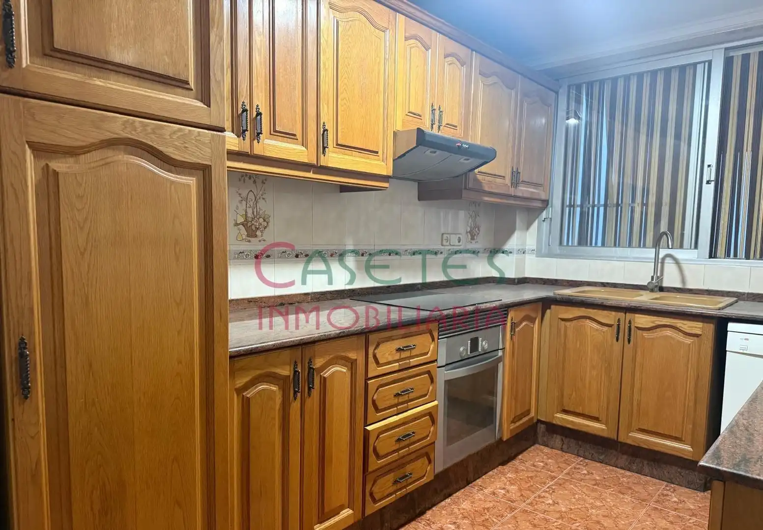 Cocina de Piso en venta en Paterna con Aire acondicionado, Calefacción y Trastero