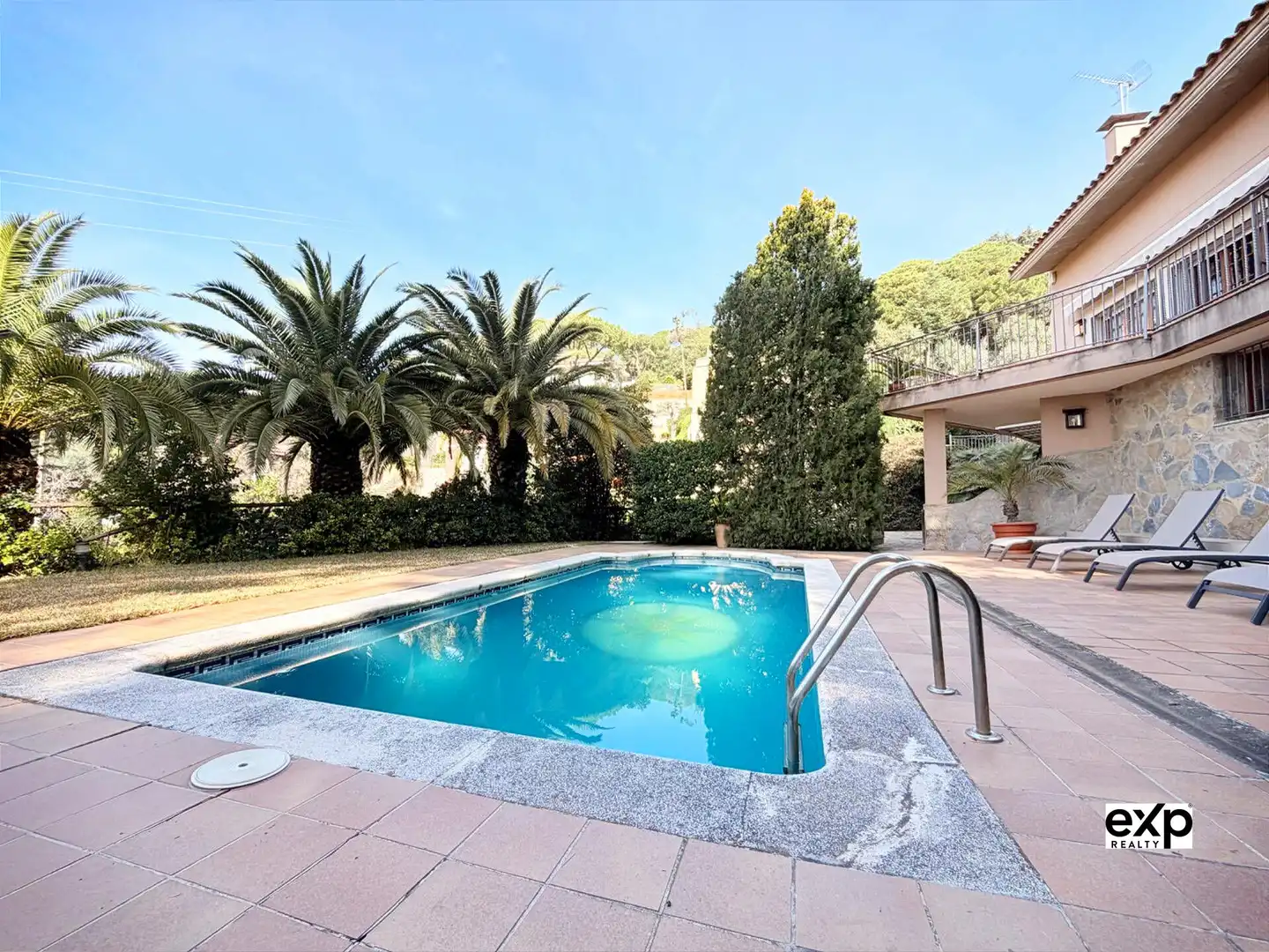 Piscina de Casa o chalet en venta en Mataró con Calefacción, Jardín privado y Terraza
