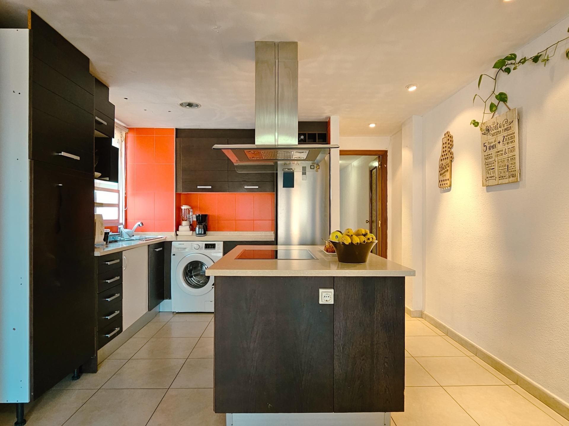 Cuina de Pis en venda en Gandia amb Aire condicionat i Balcó