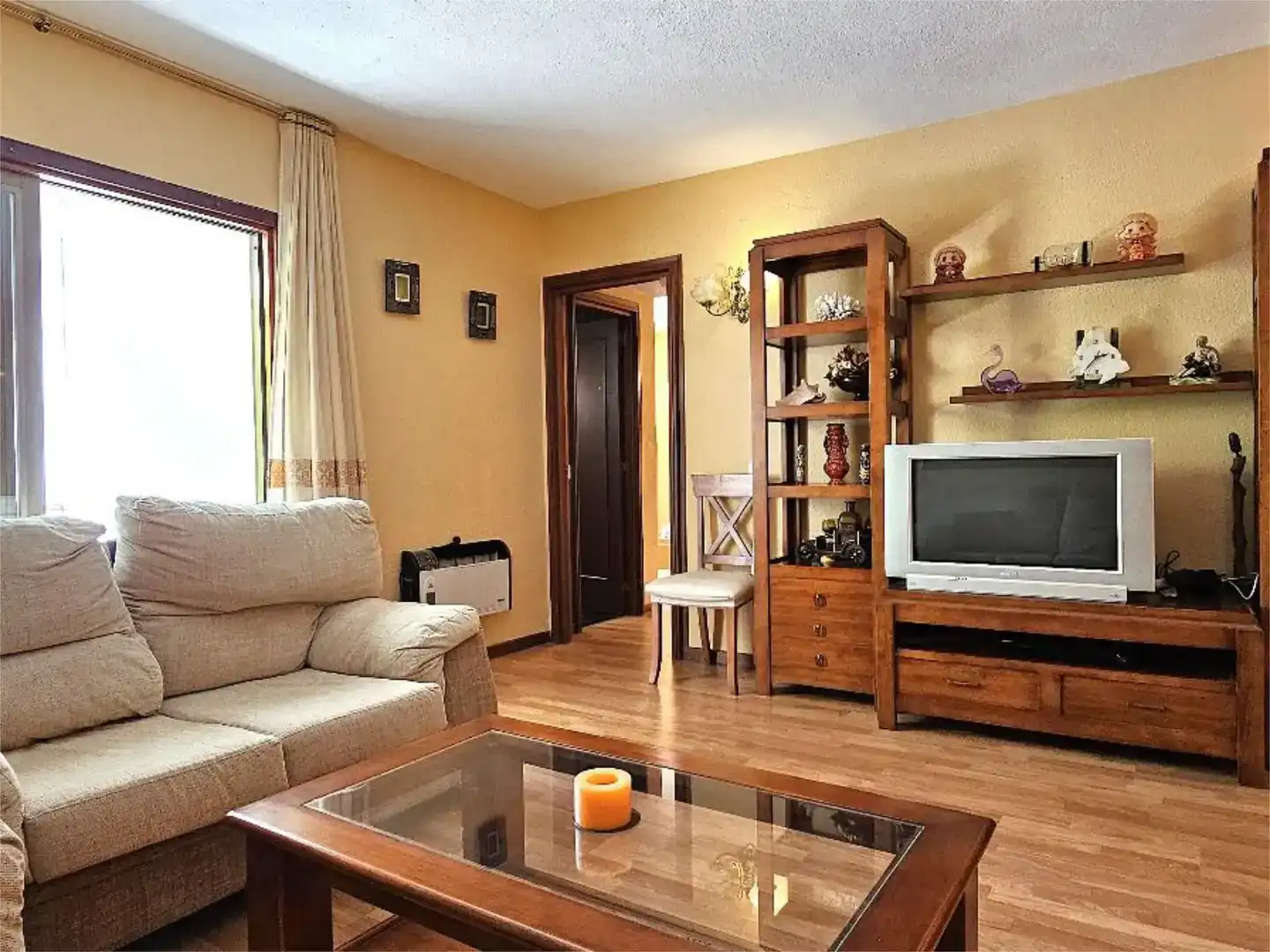 Sala d'estar de Pis en venda en Cerezo de Arriba amb Piscina i Moblat