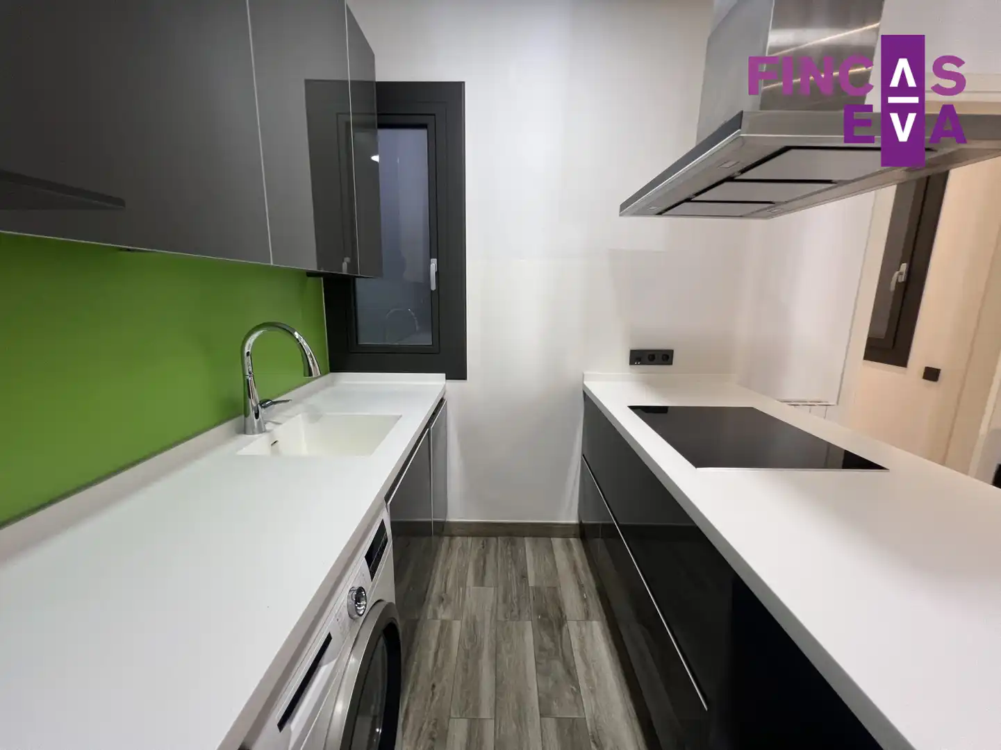 Cocina de Piso en venta en Barcelona con Calefacción, Parquet y Balcón