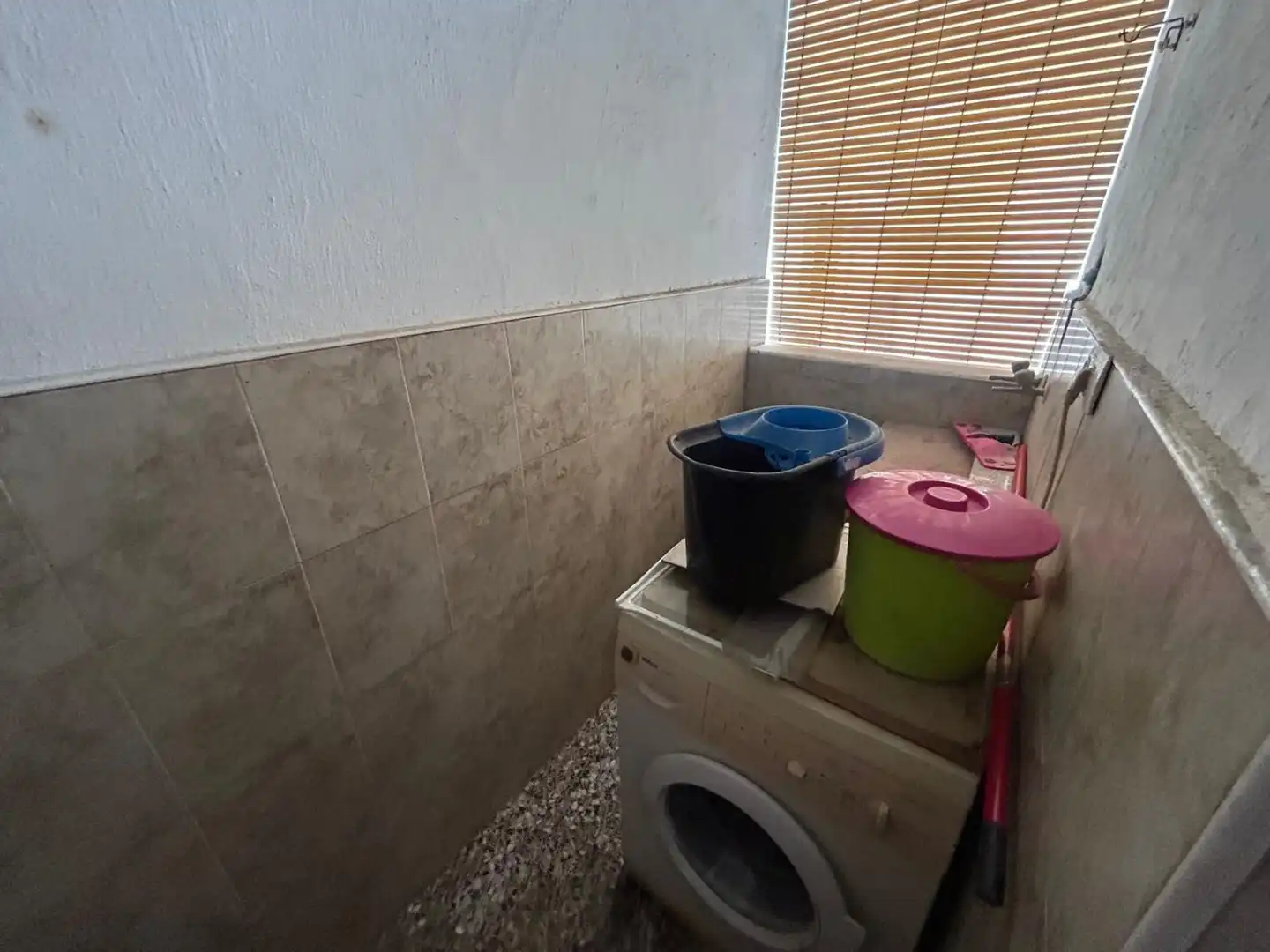 Baño de Piso en venta en Crevillent con Balcón