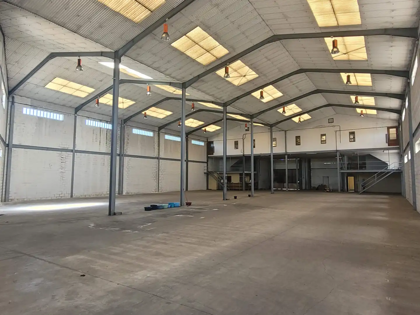 Industrial buildings for sale in Llanera  with Heating
