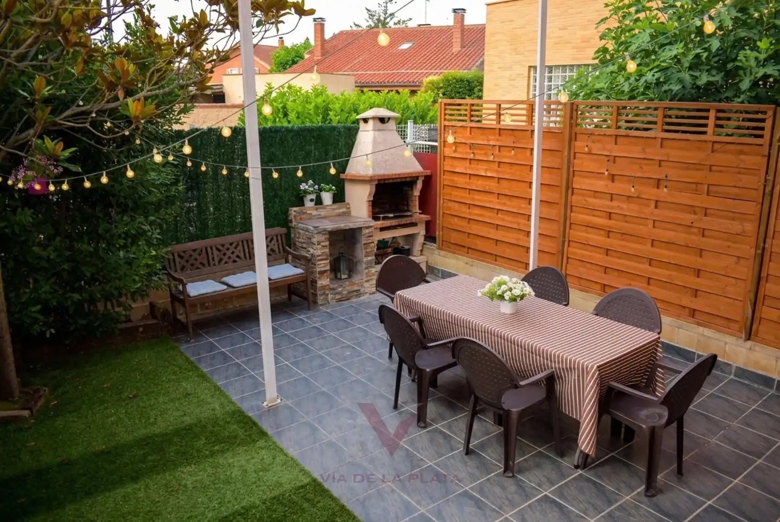 Terraza de Casa adosada en venta en Monterrubio de Armuña con Calefacción, Jardín privado y Parquet