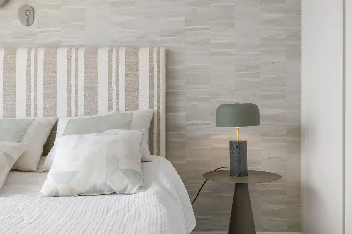 Habitación de Apartamento en venta en Estepona con Aire acondicionado, Terraza y Piscina comunitaria