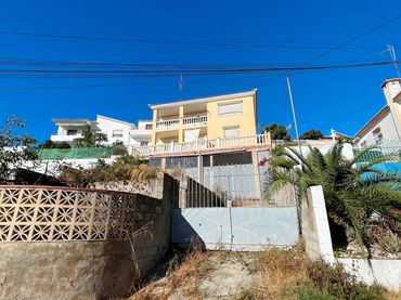 Casa in vendita a Carril del Carpintero 21