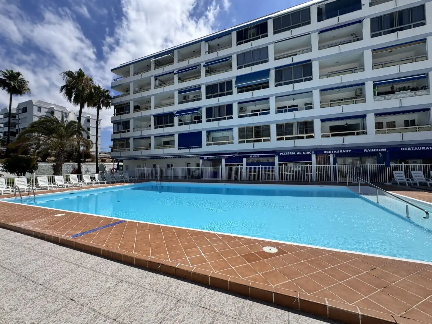 Swimming pool of Apartments for sale in San Bartolomé de Tirajana  with Furnished and Community pool
