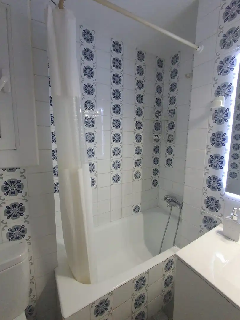 Baño de Piso en venta en Sitges con Aire acondicionado, Parquet y Horno