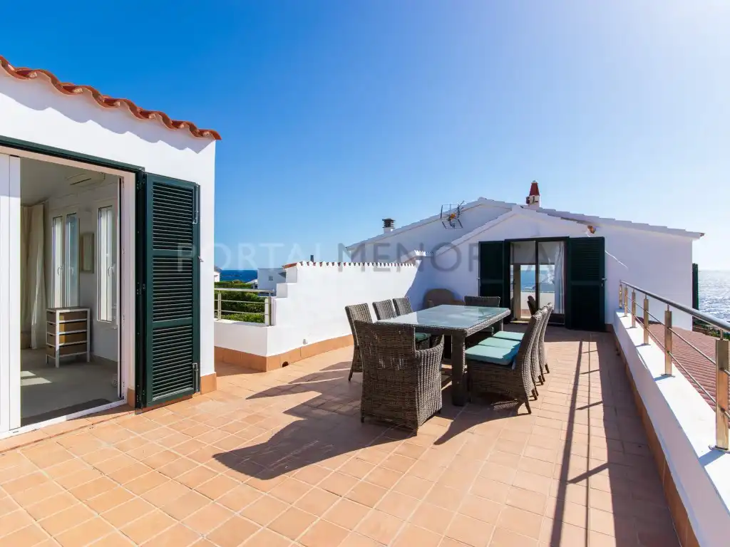 Terrassa de Casa o xalet en venda en Sant Lluís amb Terrassa i Piscina