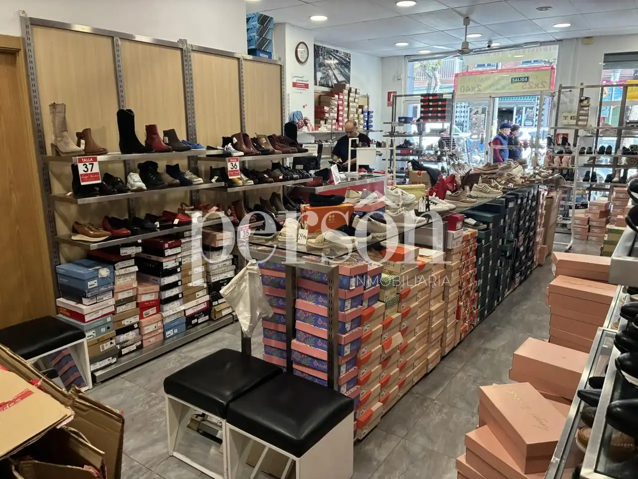 Local comercial en venda a Camins al Grau, imagen 5