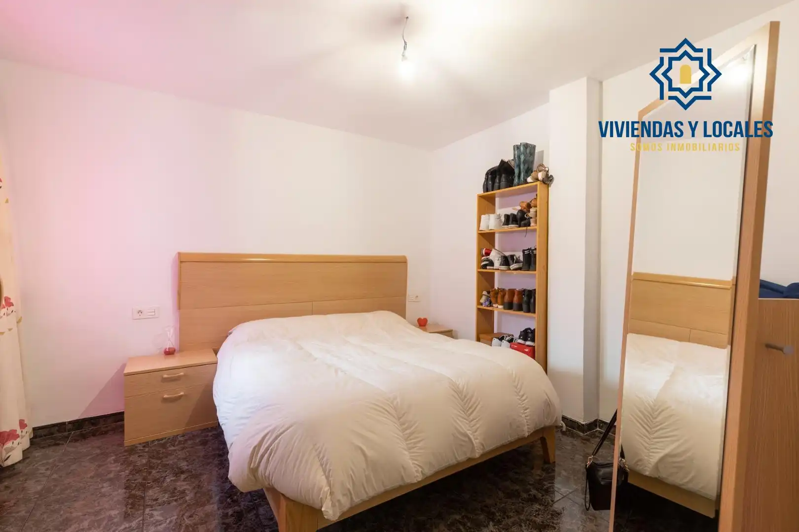 Habitación de Piso en venta en Granada con Aire acondicionado, Terraza y Balcón