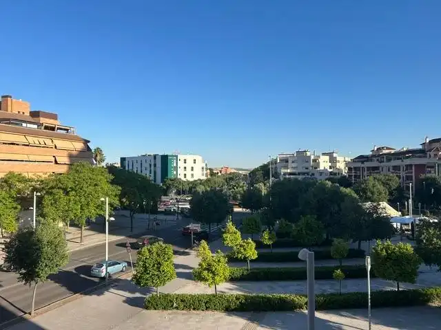 Vista exterior de Pis en venda en Córdoba amb Aire condicionat, Terrassa i Traster