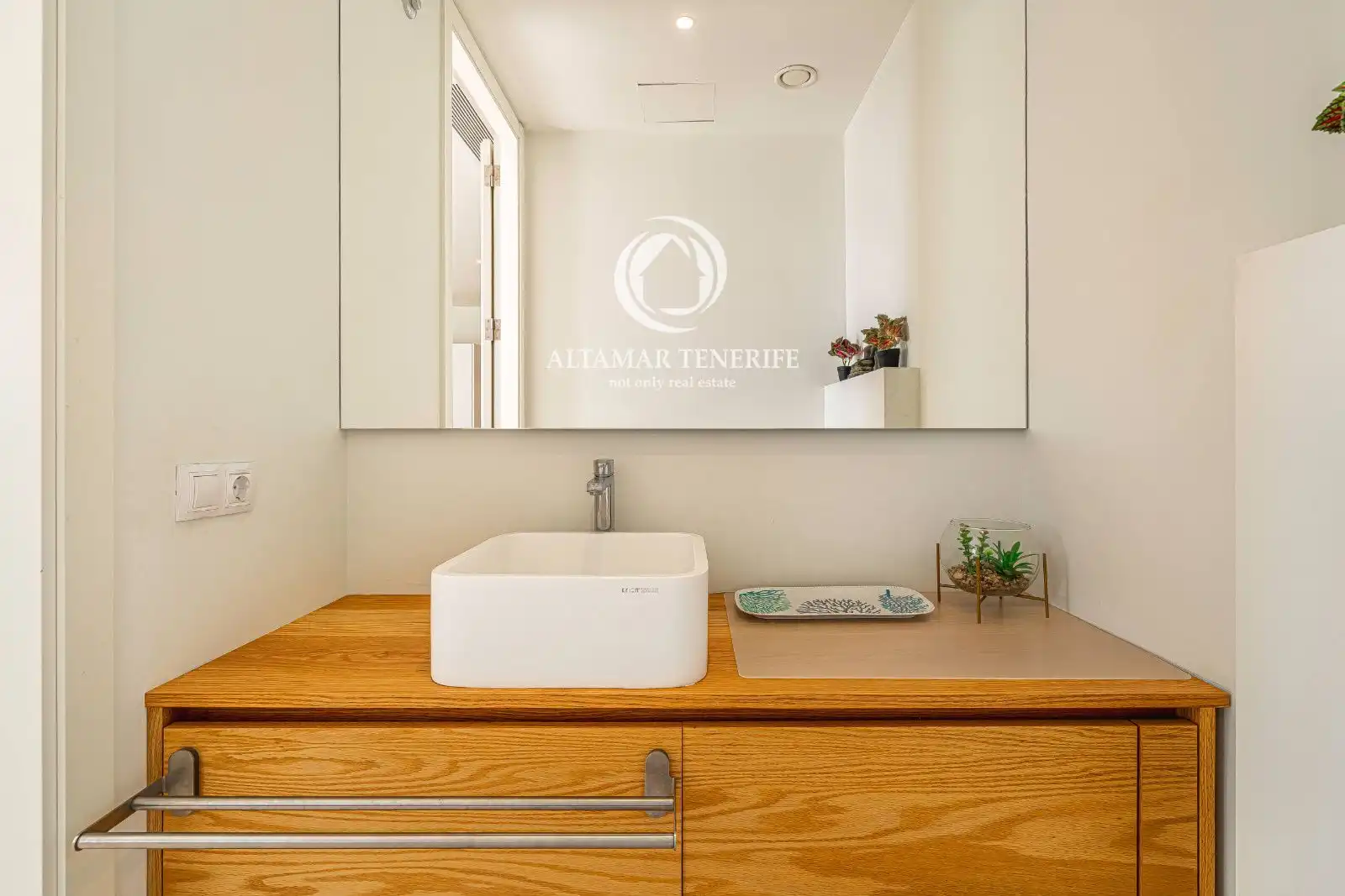 Baño de Casa o chalet de alquiler en Guía de Isora con Terraza, Trastero y Piscina