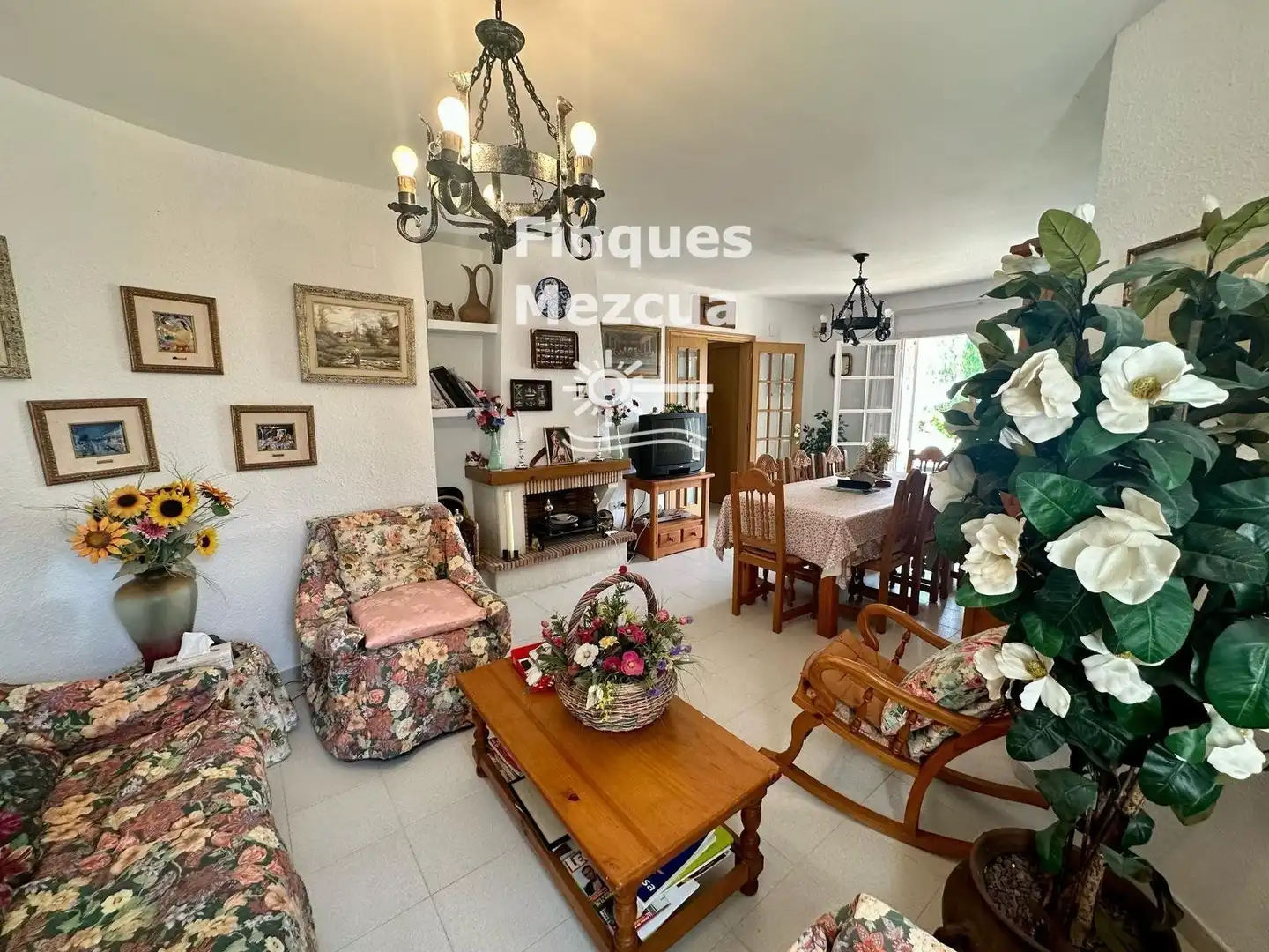 Living room of Houses for sale in El Vendrell  with Terrace, Storage room and Swimming Pool