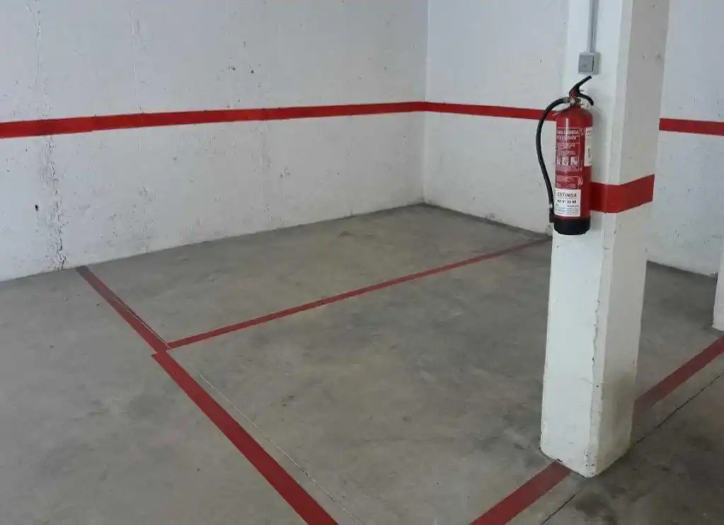 Parking for sale in LLUIS COMPANYS, imagen 5
