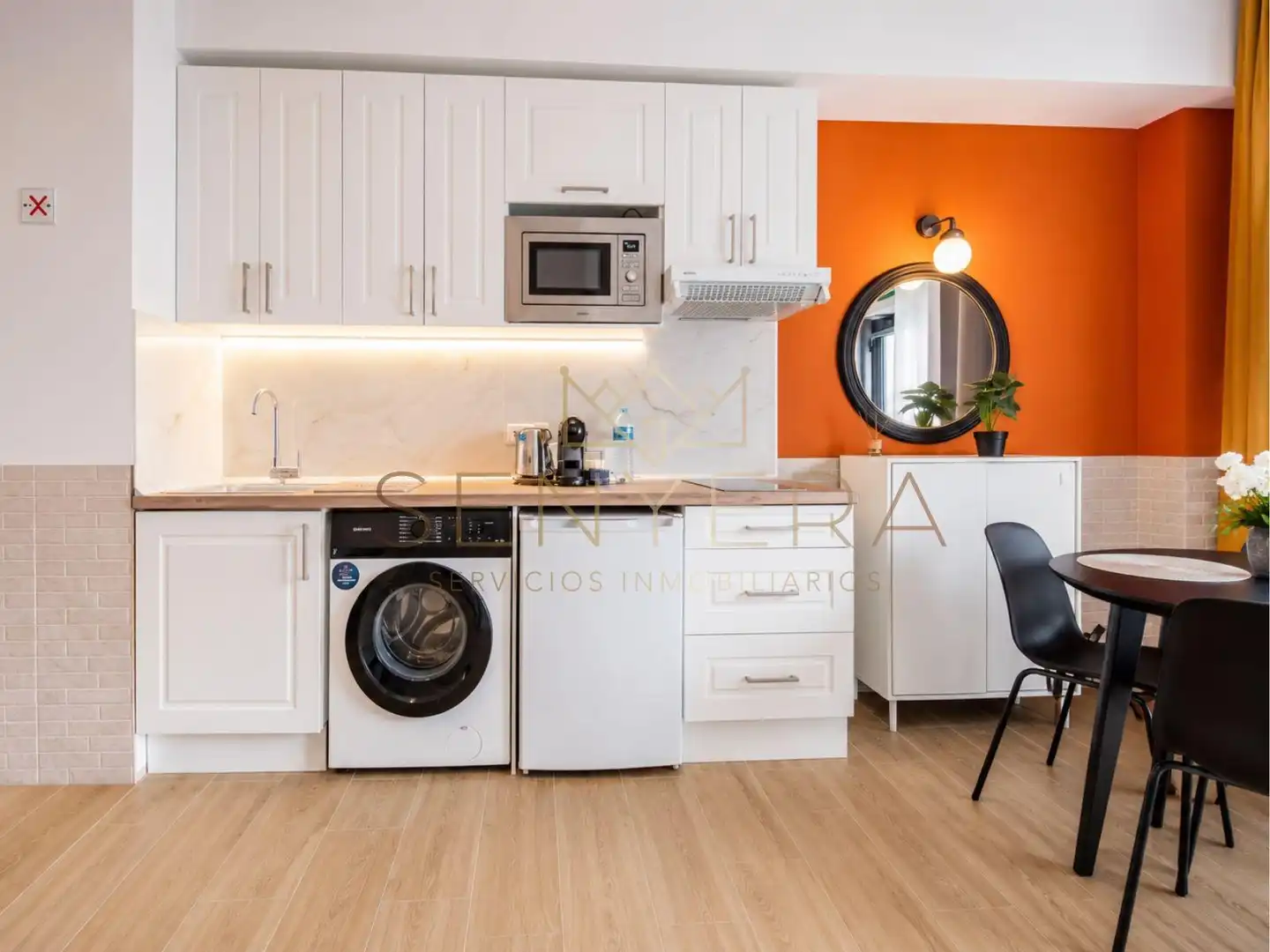 Kitchen of Study for sale in Valencia  with Air Conditioner and Furnished