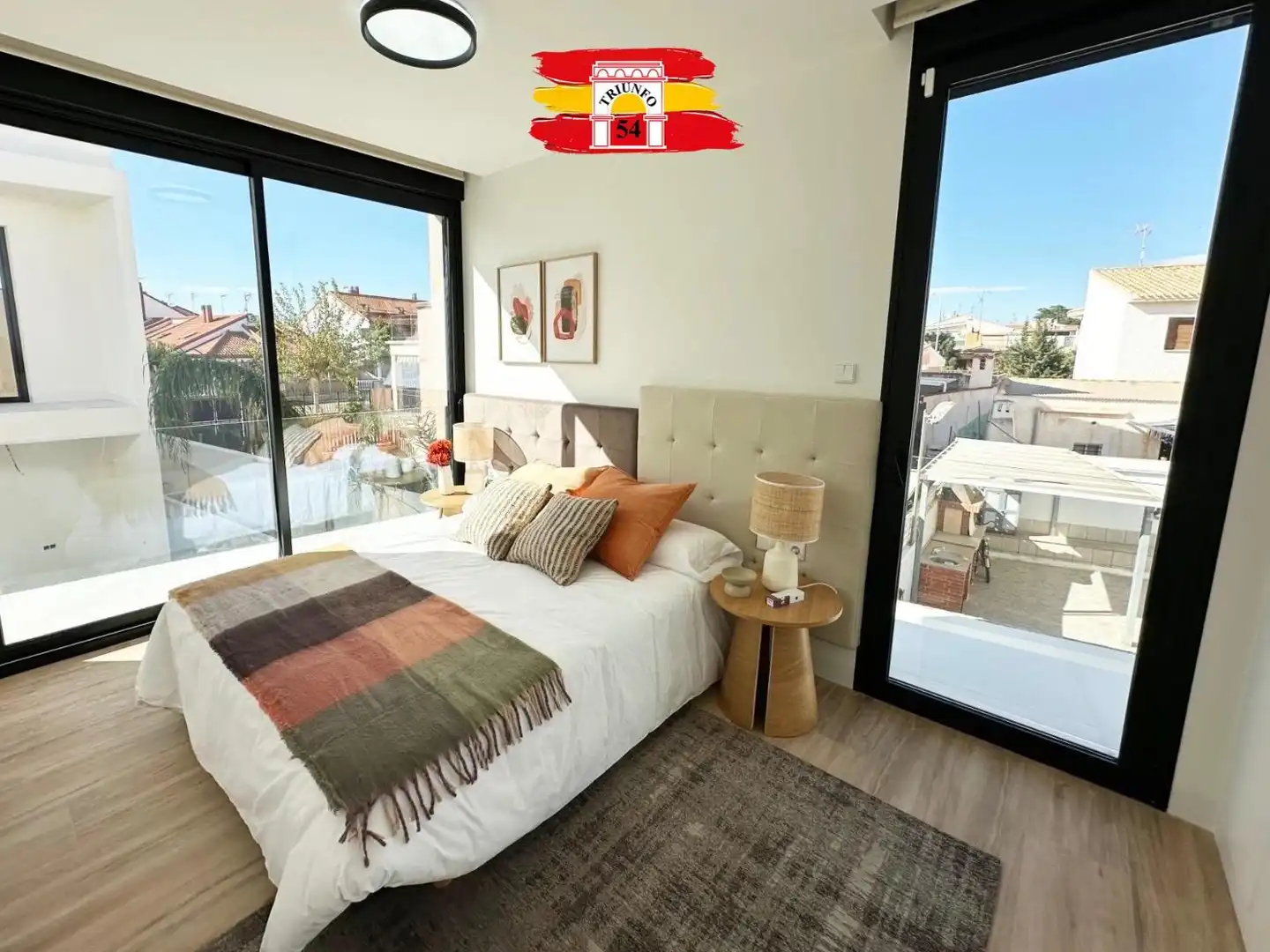 Bedroom of Houses for sale in Pilar de la Horadada  with Air Conditioner, Heating and Private garden