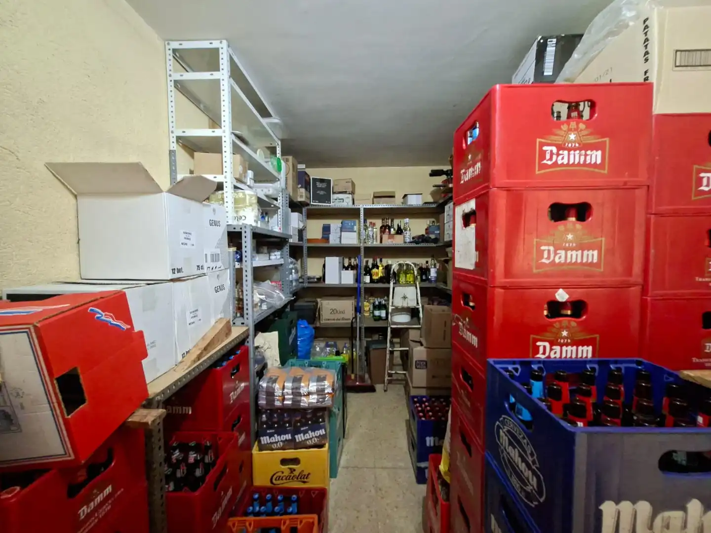Commercial properties for sale in Llinars del Vallès  with Air Conditioner, Heating and Furnished
