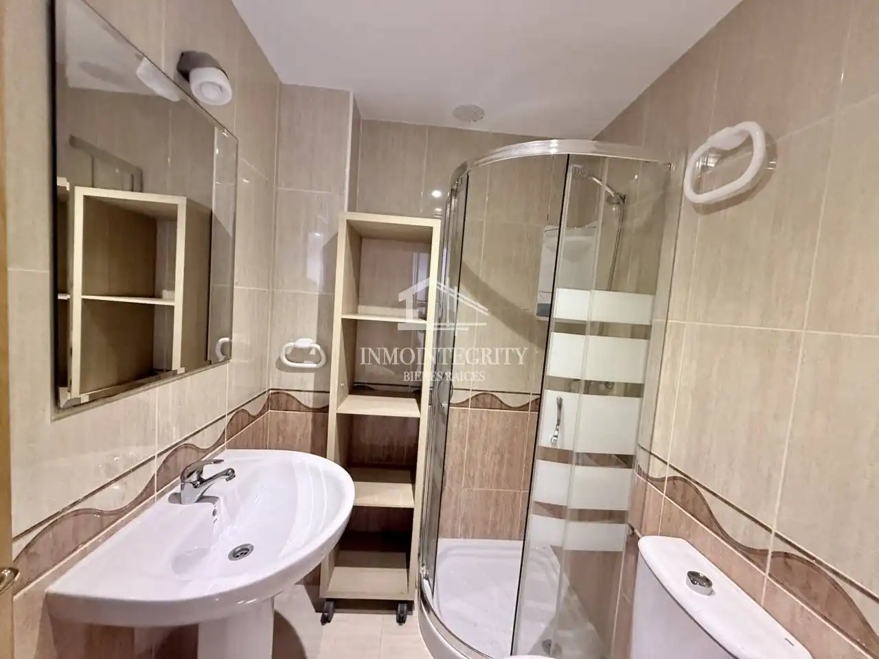 Apartamento con piscina en venta en Avenida Central, imagen 19
